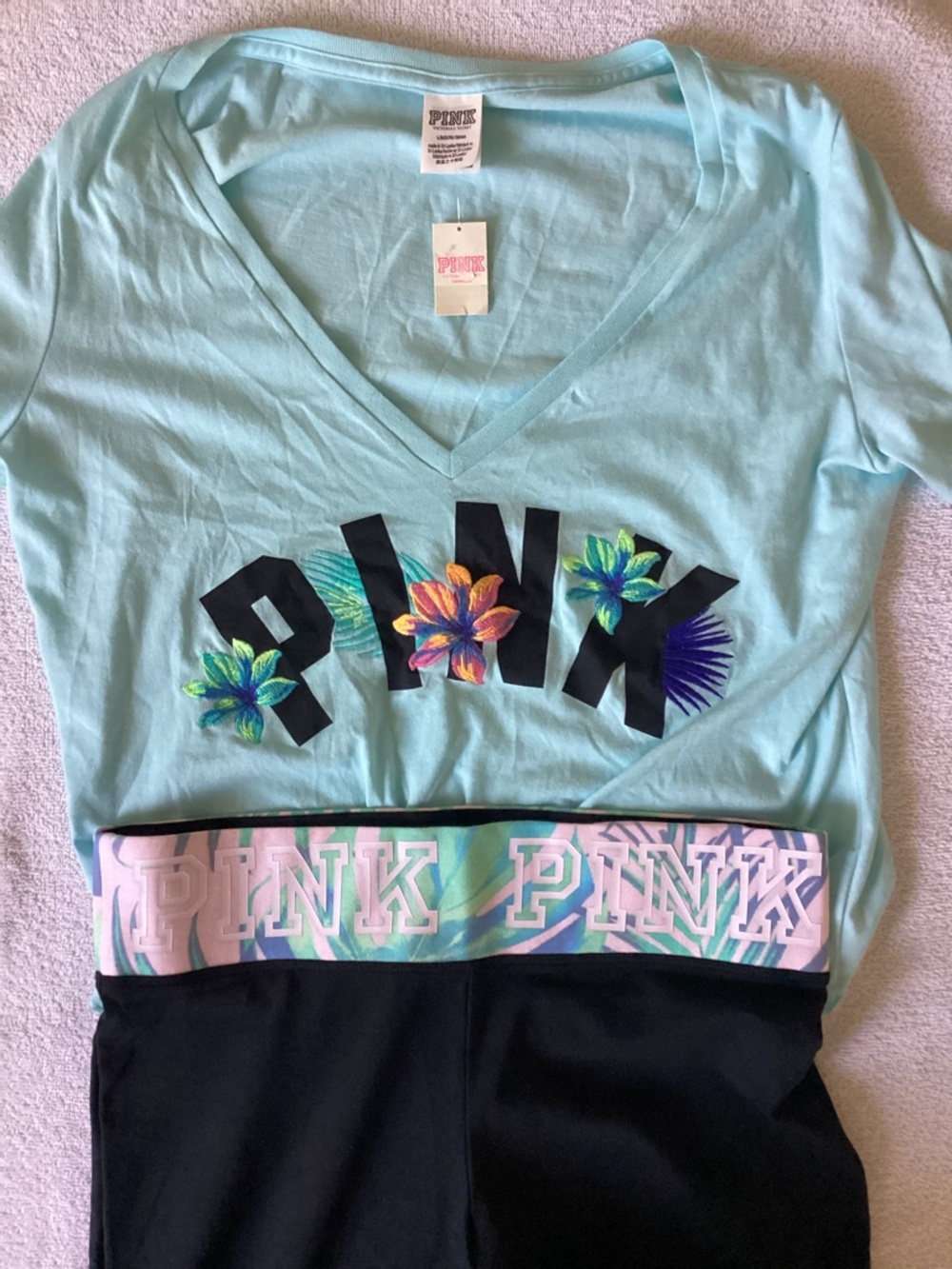 Victoria’s Secret PINK Tropical Floral Embroidered Floral Shirt Yoga Leggings L